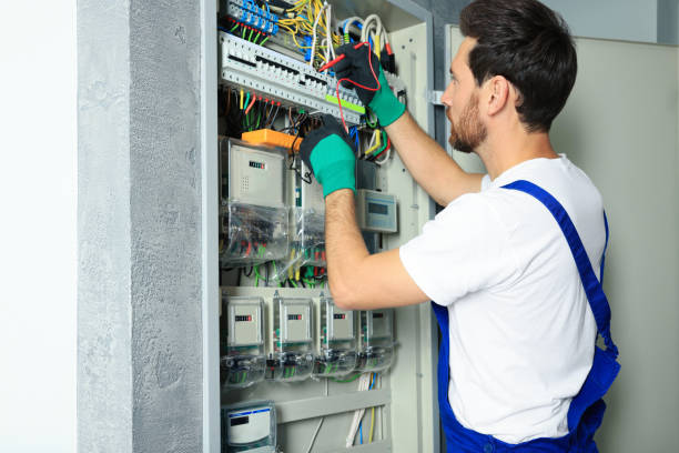 Best Electrical Installation Contractor  in Lake Forest, IL